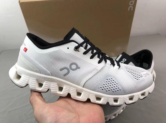 Cloud On Running Trainers White